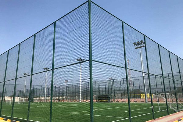 抖圈照明1000W投光灯用在迪拜的球场项目